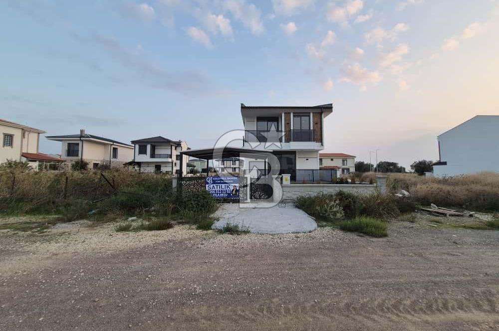 Ayvalık Altınova'da 3+1 Satılık Villa