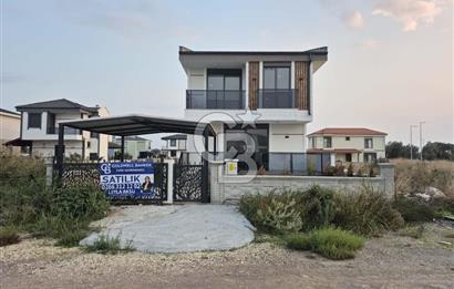 Ayvalık Altınova'da 3+1 Satılık Villa