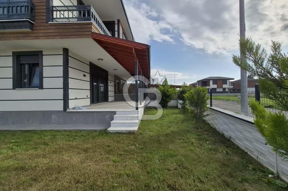 Ayvalık Altınova'da 3+1 Satılık Villa