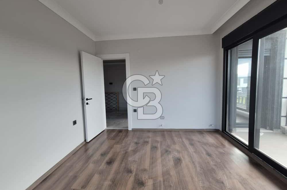 Ayvalık Altınova'da 3+1 Satılık Villa