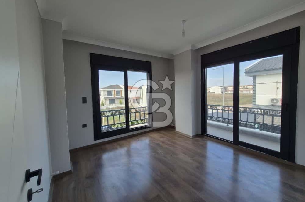 Ayvalık Altınova'da 3+1 Satılık Villa