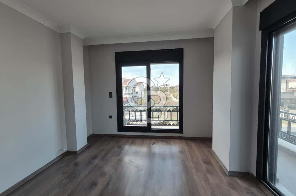 Ayvalık Altınova'da 3+1 Satılık Villa