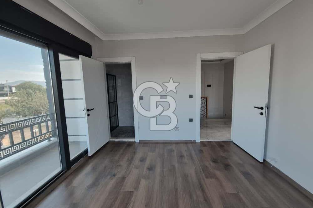 Ayvalık Altınova'da 3+1 Satılık Villa