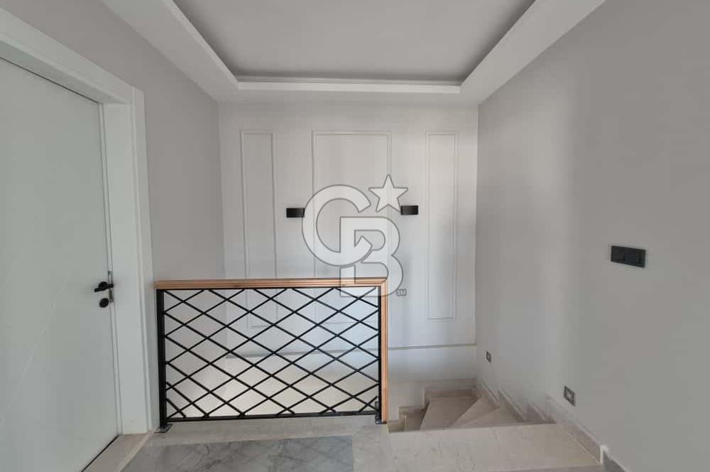 Ayvalık Altınova'da 3+1 Satılık Villa