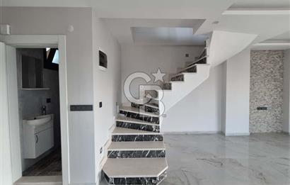 Ayvalık Altınova'da 3+1 Satılık Villa