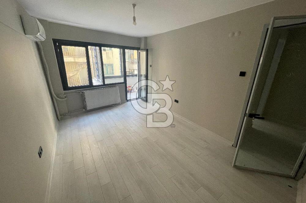 CADDE ÜZERİNDE TABELA DEĞERİ OLAN 3+1 SATILIK OFİS