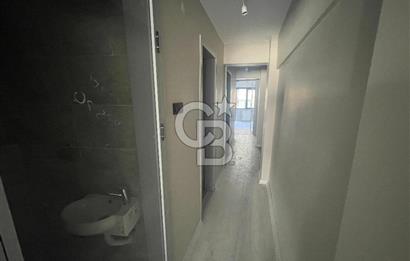 CADDE ÜZERİNDE TABELA DEĞERİ OLAN 3+1 SATILIK OFİS