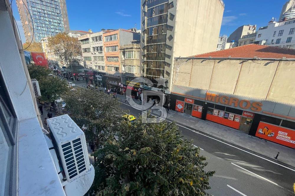 CADDE ÜZERİNDE TABELA DEĞERİ OLAN 3+1 SATILIK OFİS