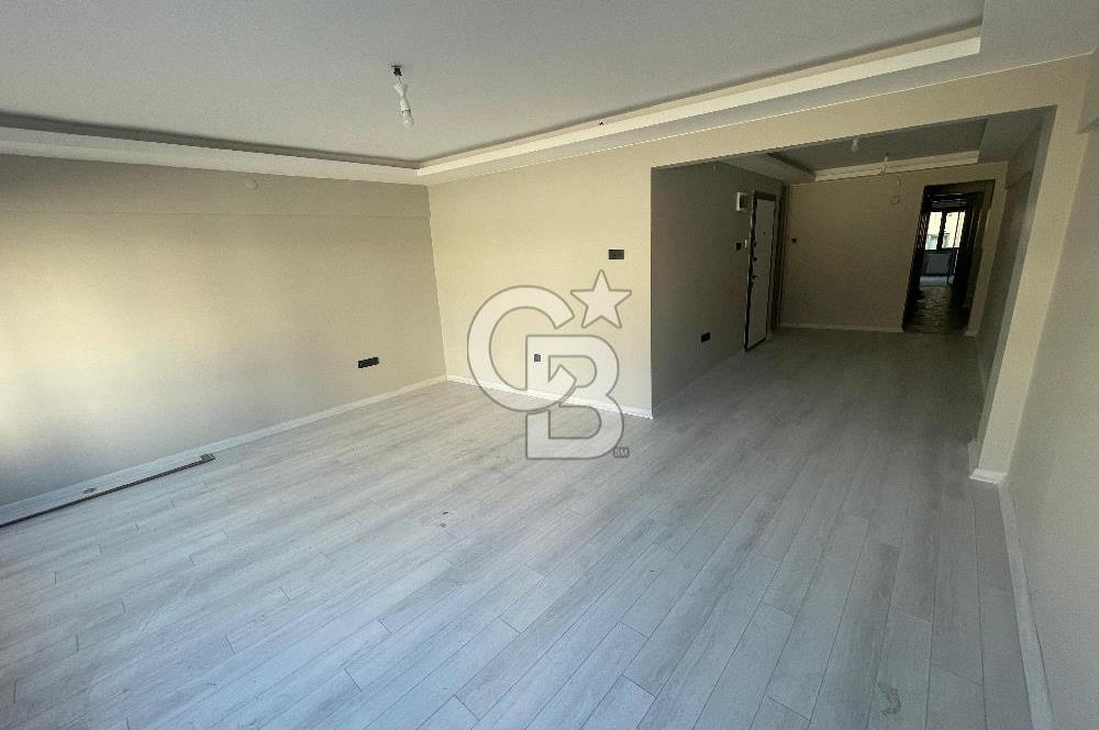 CADDE ÜZERİNDE TABELA DEĞERİ OLAN 3+1 SATILIK OFİS