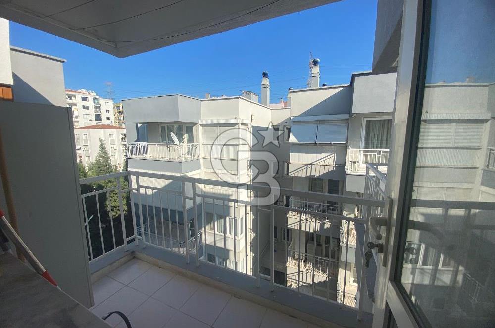 Evka-3 Borkop sitesinde Satılık 3+1 Kiilerli 3 Balkonlu Ferah Daire 