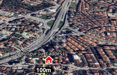 Küçük Çamlıcada, Bulgurlu caddesine çok yakın, yatırımlık arsa.