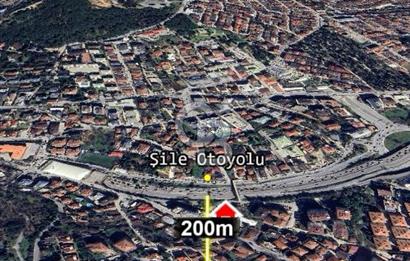 Küçük Çamlıcada, Bulgurlu caddesine çok yakın, yatırımlık arsa.