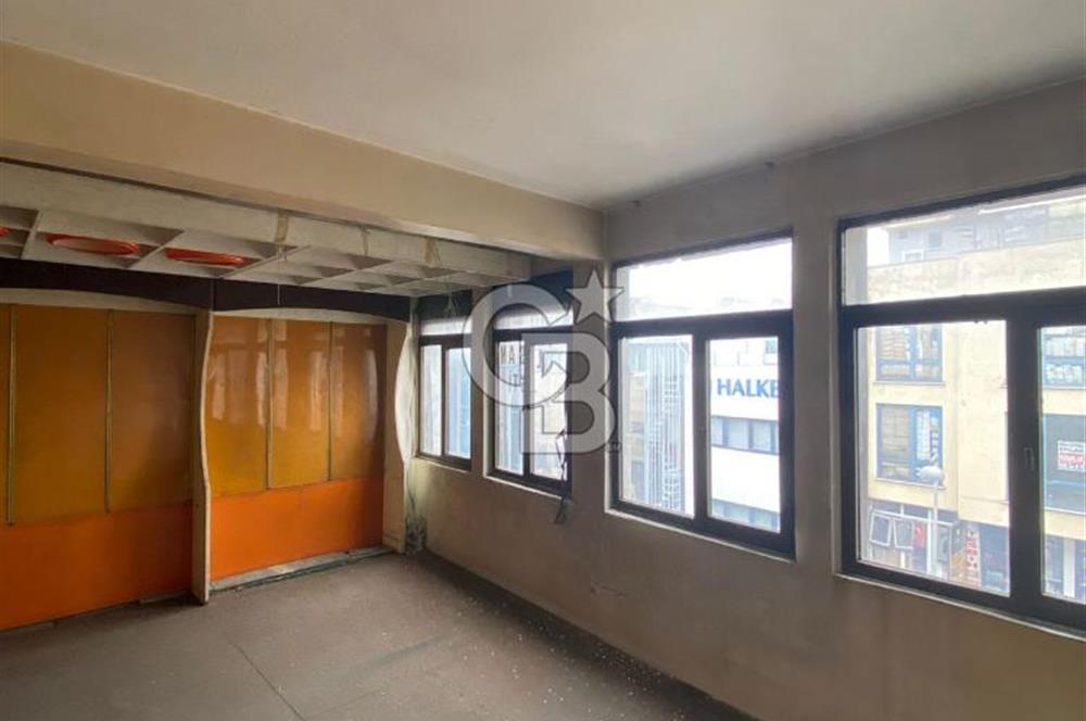 SÜLEYMANİYE MAHALLESİ SİYAVUŞ PAŞA SOKAKTA KİRALIK OFİS VE İŞYERİ