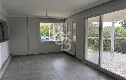 Urla Kuşçular'da Yeşiloba Sitesinde Kiralık 3+1  içi yenilenmiş beyaz eşya dahil, şömineli  müstakil villa 