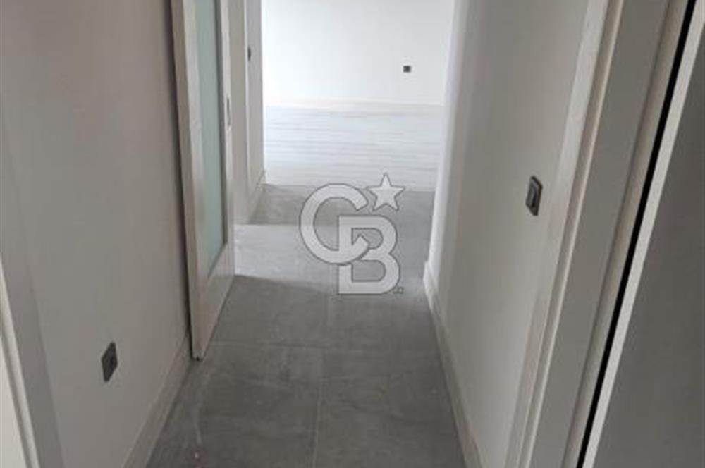 YEŞİLOVA DA İSKANLI ULAŞIMI KOLAY ÇİFT BANYOLU KİRALIK DAİRE