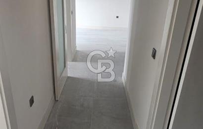 YEŞİLOVA DA İSKANLI ULAŞIMI KOLAY ÇİFT BANYOLU KİRALIK DAİRE