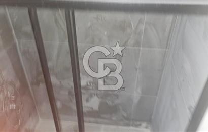 YEŞİLOVA DA İSKANLI ULAŞIMI KOLAY ÇİFT BANYOLU KİRALIK DAİRE