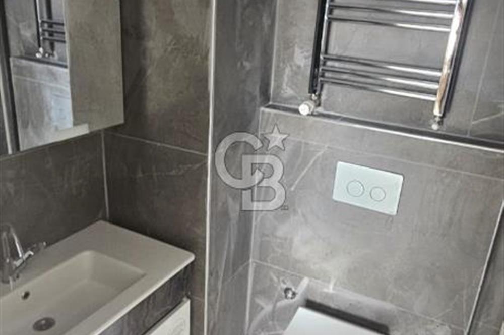 YEŞİLOVA DA İSKANLI ULAŞIMI KOLAY ÇİFT BANYOLU KİRALIK DAİRE