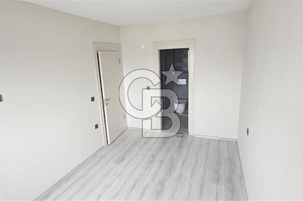 YEŞİLOVA DA İSKANLI ULAŞIMI KOLAY ÇİFT BANYOLU KİRALIK DAİRE