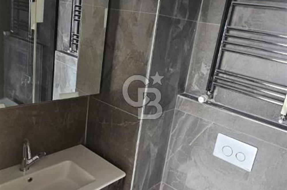 YEŞİLOVA DA İSKANLI ULAŞIMI KOLAY ÇİFT BANYOLU KİRALIK DAİRE