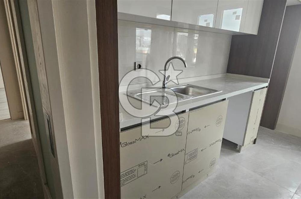 YEŞİLOVA DA İSKANLI ULAŞIMI KOLAY ÇİFT BANYOLU KİRALIK DAİRE