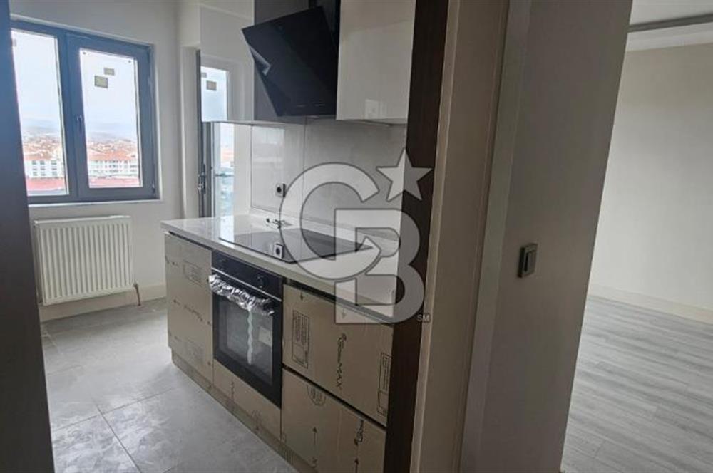 YEŞİLOVA DA İSKANLI ULAŞIMI KOLAY ÇİFT BANYOLU KİRALIK DAİRE