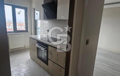 YEŞİLOVA DA İSKANLI ULAŞIMI KOLAY ÇİFT BANYOLU KİRALIK DAİRE