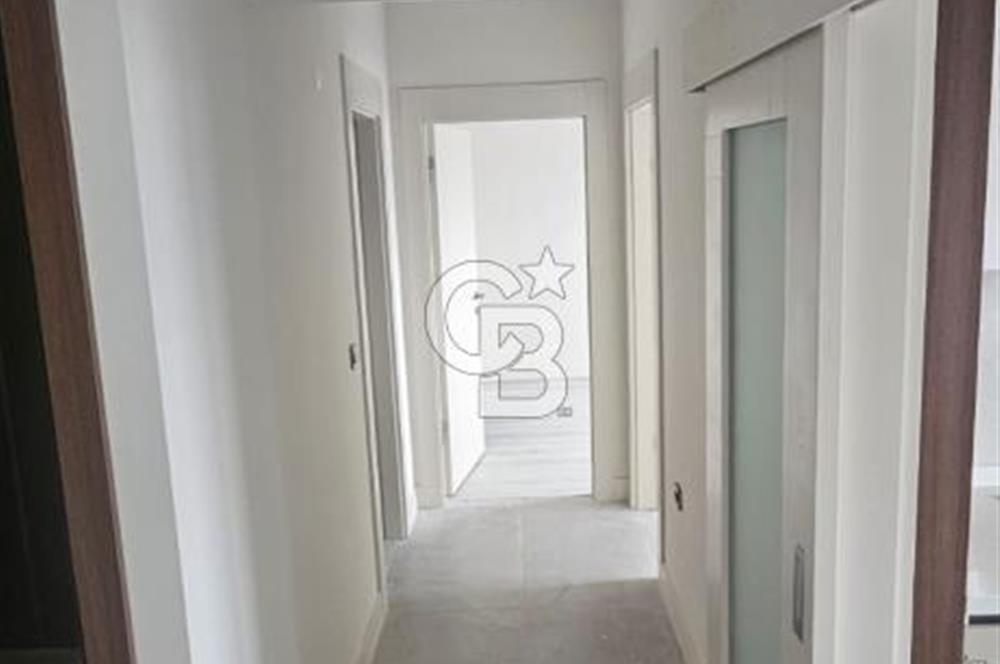 YEŞİLOVA DA İSKANLI ULAŞIMI KOLAY ÇİFT BANYOLU KİRALIK DAİRE