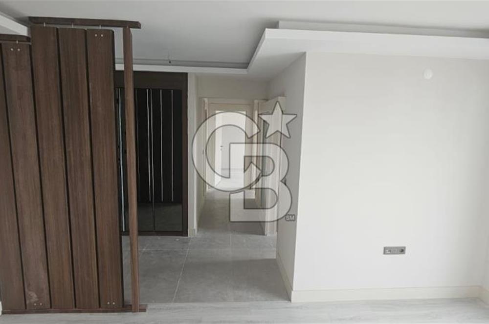 YEŞİLOVA DA İSKANLI ULAŞIMI KOLAY ÇİFT BANYOLU KİRALIK DAİRE