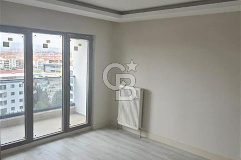 YEŞİLOVA DA İSKANLI ULAŞIMI KOLAY ÇİFT BANYOLU KİRALIK DAİRE