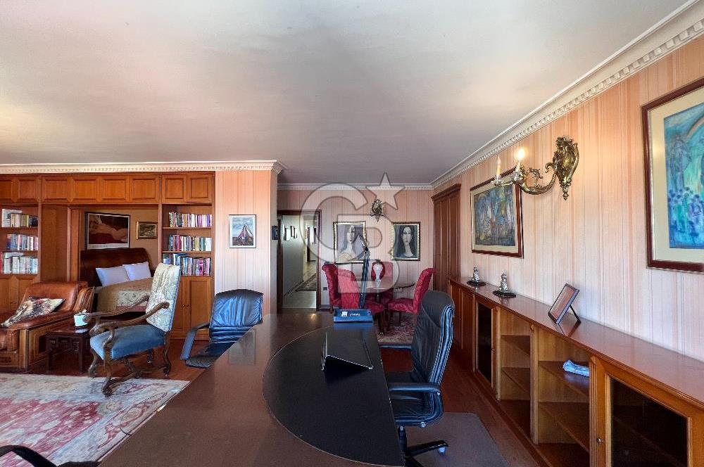 Taksim Gümüşsuyu AKM Yanı Eşyalı Deniz Manzaralı Kiralık Ofis