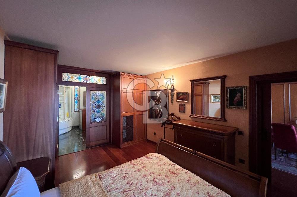 Taksim Gümüşsuyu AKM Yanı Eşyalı Deniz Manzaralı Kiralık Ofis