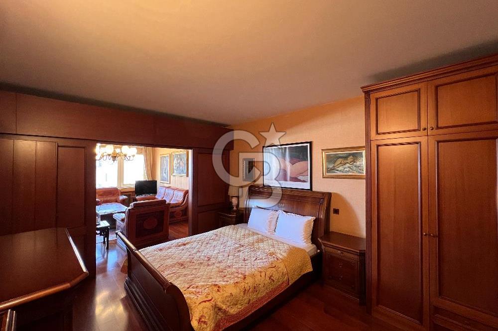 Taksim Gümüşsuyu AKM Yanı Eşyalı Deniz Manzaralı Kiralık Ofis