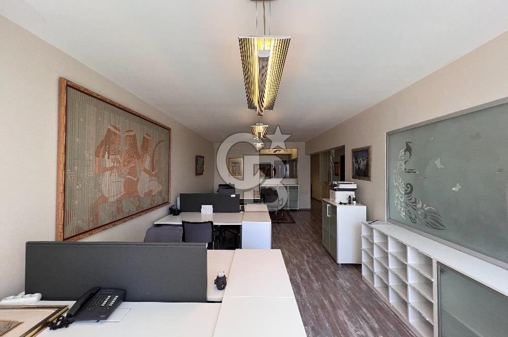 Taksim Gümüşsuyu AKM Yanı Eşyalı Deniz Manzaralı Kiralık Ofis