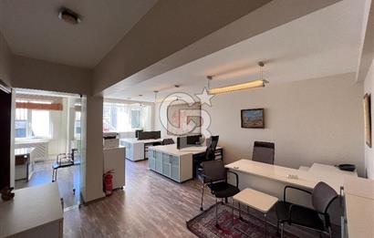 Taksim Gümüşsuyu AKM Yanı Eşyalı Deniz Manzaralı Kiralık Ofis