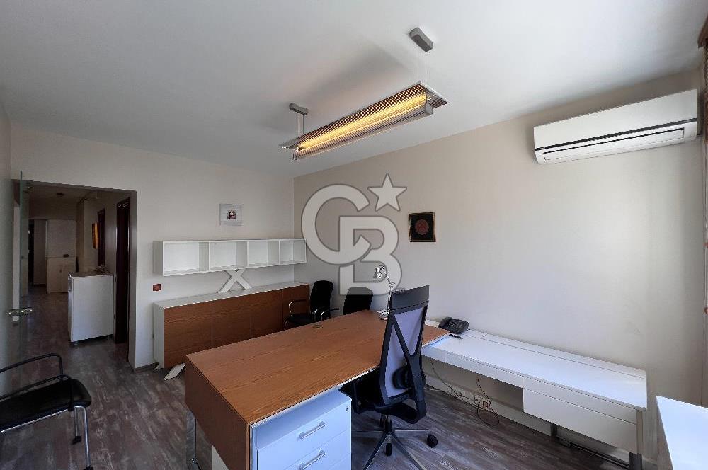 Taksim Gümüşsuyu AKM Yanı Eşyalı Deniz Manzaralı Kiralık Ofis