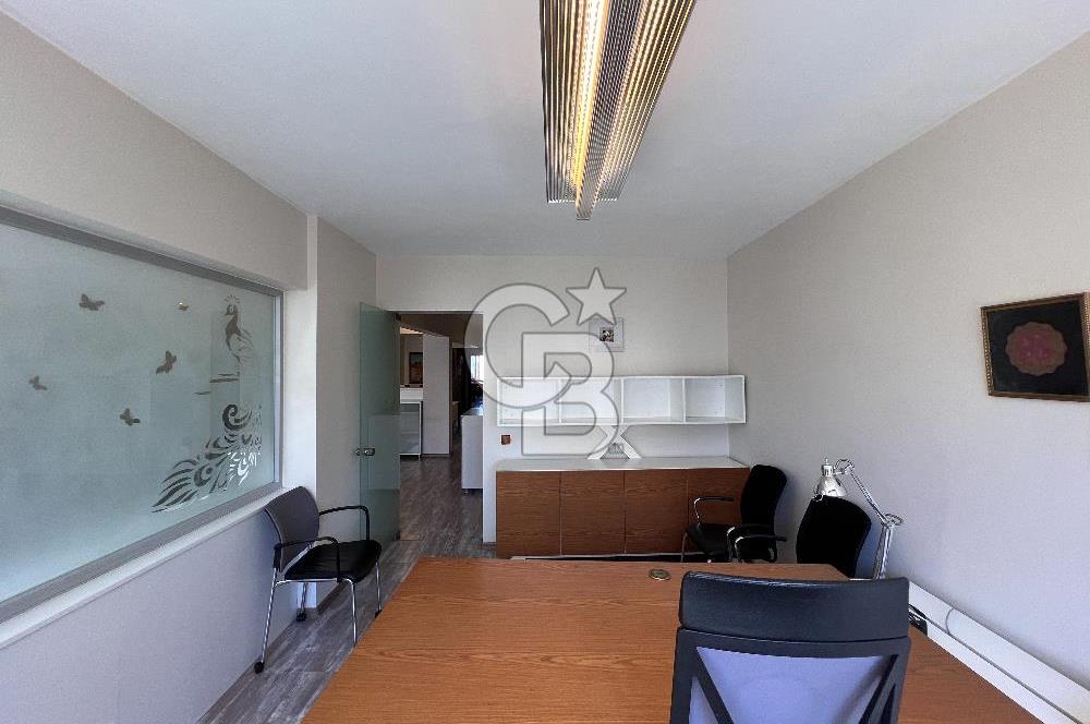 Taksim Gümüşsuyu AKM Yanı Eşyalı Deniz Manzaralı Kiralık Ofis