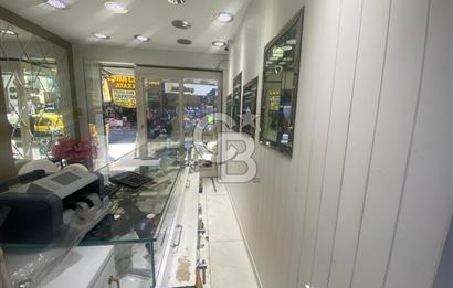 BOZYAKA'DA MERKEZİ KONUMDA KİRALIK DÜKKAN