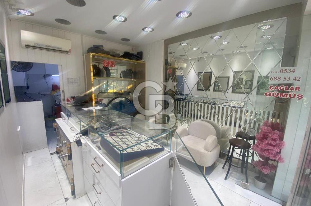 BOZYAKA'DA MERKEZİ KONUMDA KİRALIK DÜKKAN