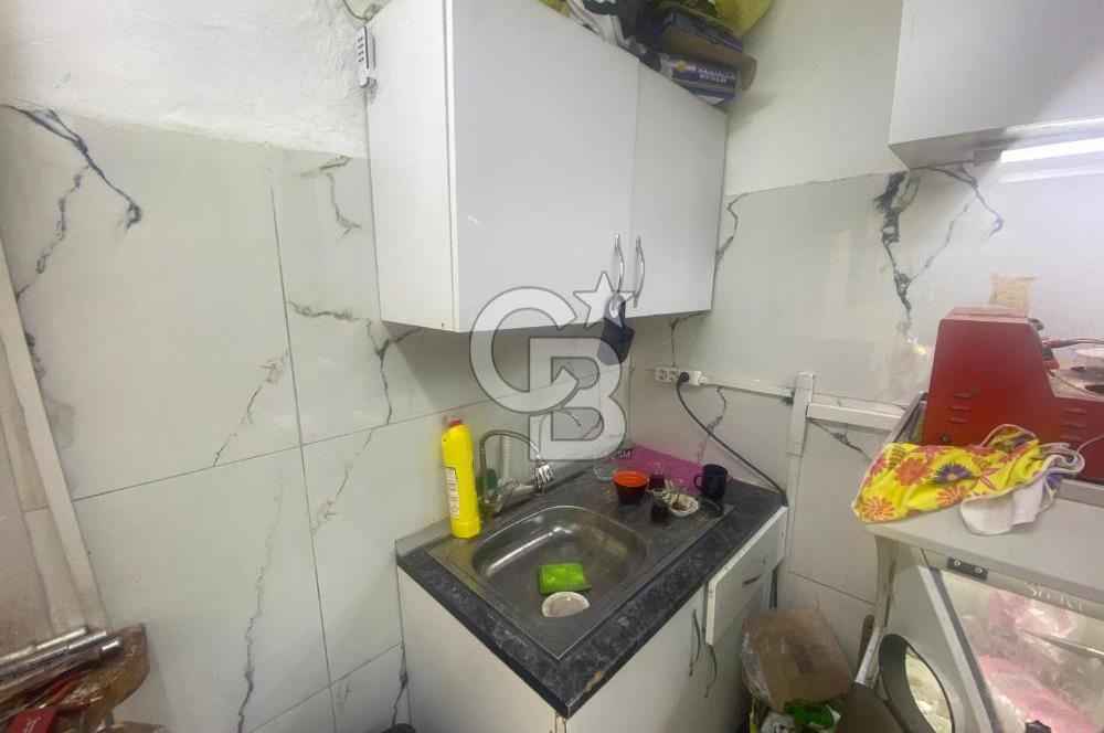 BOZYAKA'DA MERKEZİ KONUMDA KİRALIK DÜKKAN