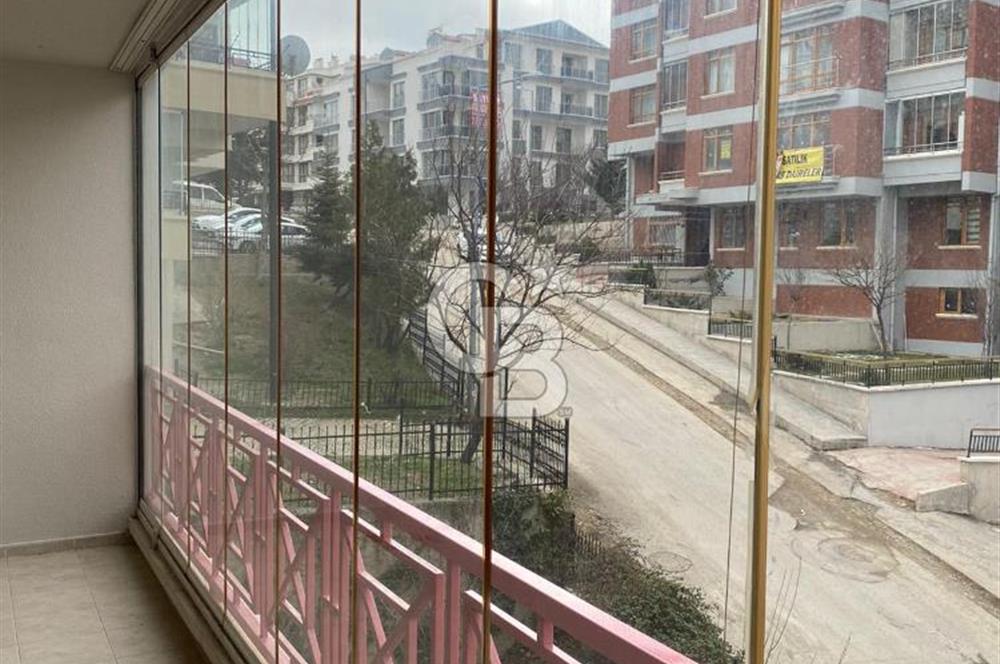 KIRKKONAKLAR’DA FERAH, KULLANIŞLI VE MERKEZİ KONUMDA 4+1 KİRALIK DAİRE