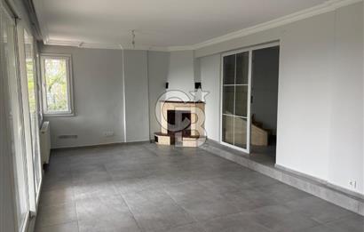 Urla Kuşçular'da Yeşiloba Sitesinde Kiralık 3+1  içi yenilenmiş beyaz eşya dahil, şömineli  müstakil villa 