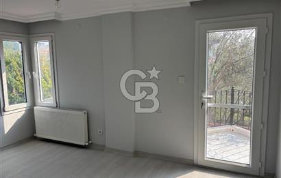 Urla Kuşçular'da Yeşiloba Sitesinde Kiralık 3+1  içi yenilenmiş beyaz eşya dahil, şömineli  müstakil villa 