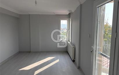 Urla Kuşçular'da Yeşiloba Sitesinde Kiralık 3+1  içi yenilenmiş beyaz eşya dahil, şömineli  müstakil villa 