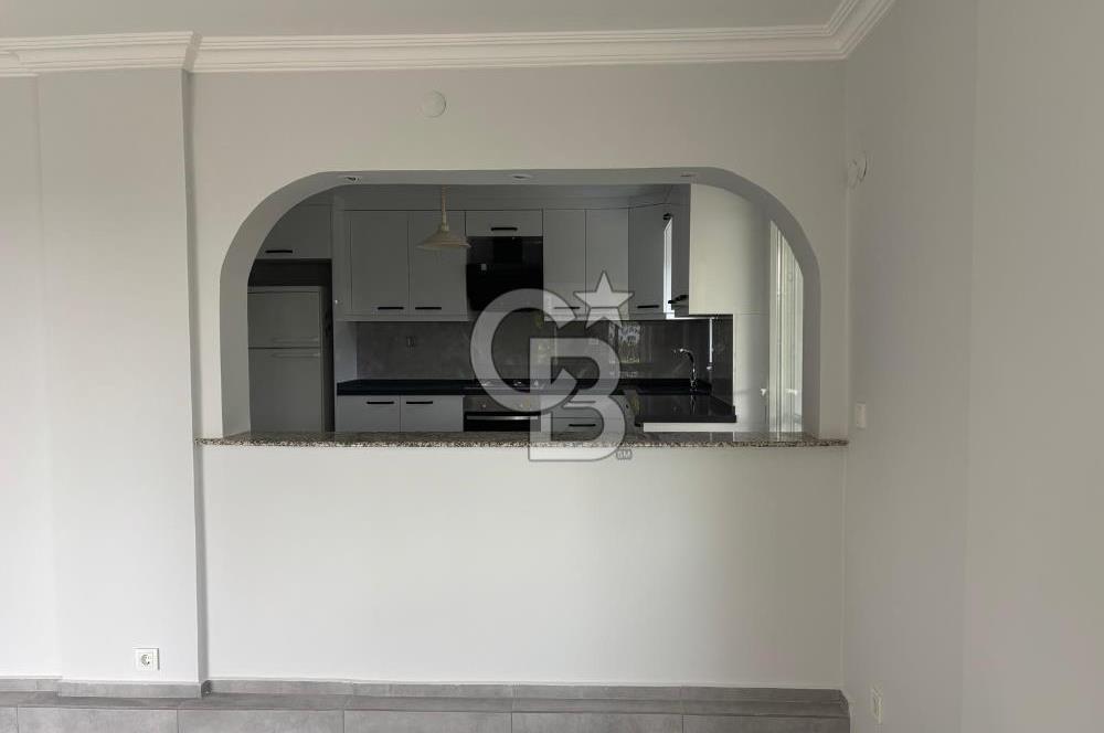 Urla Kuşçular'da Yeşiloba Sitesinde Kiralık 3+1  içi yenilenmiş beyaz eşya dahil, şömineli  müstakil villa 