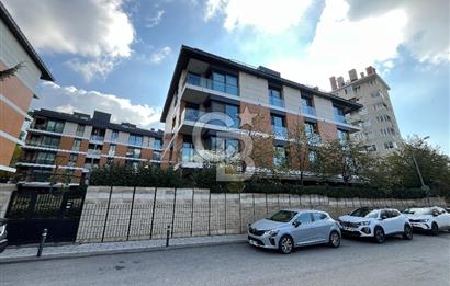 Acıbademin İncisi Koşuyolu Konaklarında Arakat Kiralık 4+1 Daire