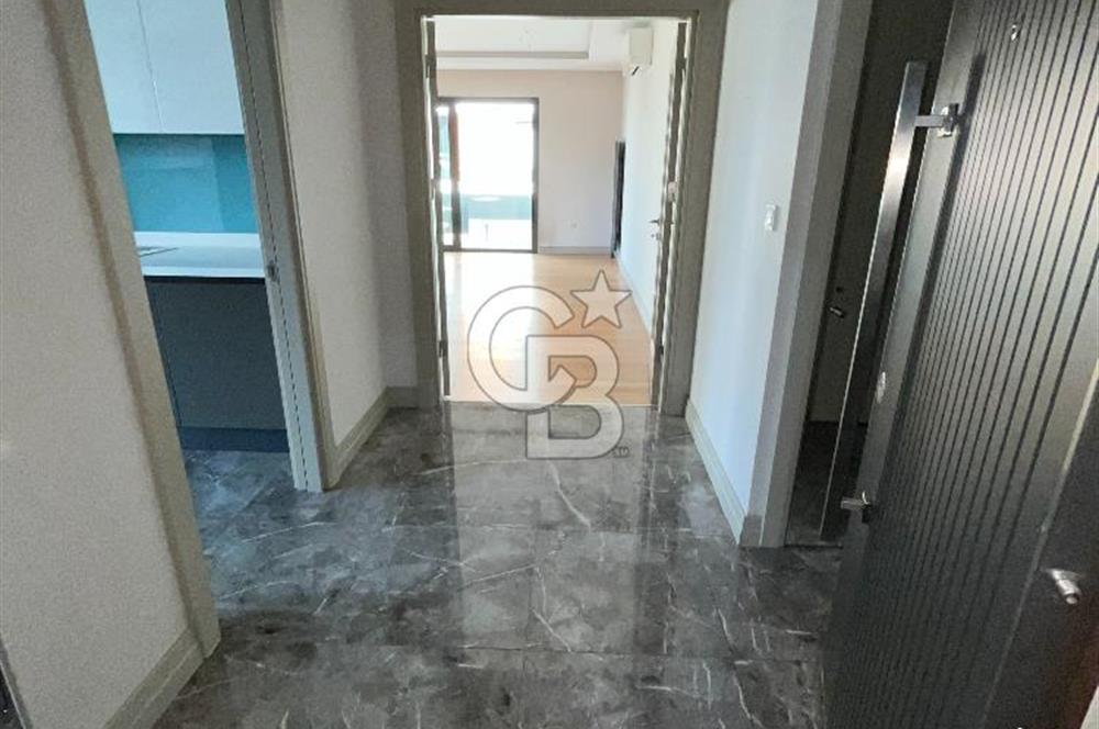 Acıbademin İncisi Koşuyolu Konaklarında Arakat Kiralık 4+1 Daire