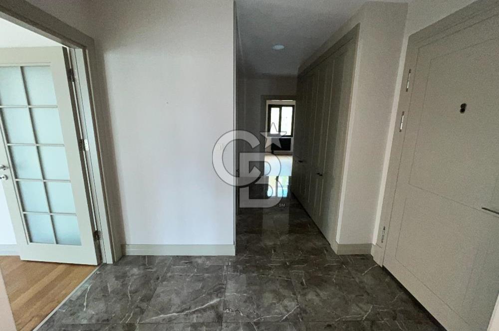 Acıbademin İncisi Koşuyolu Konaklarında Arakat Kiralık 4+1 Daire