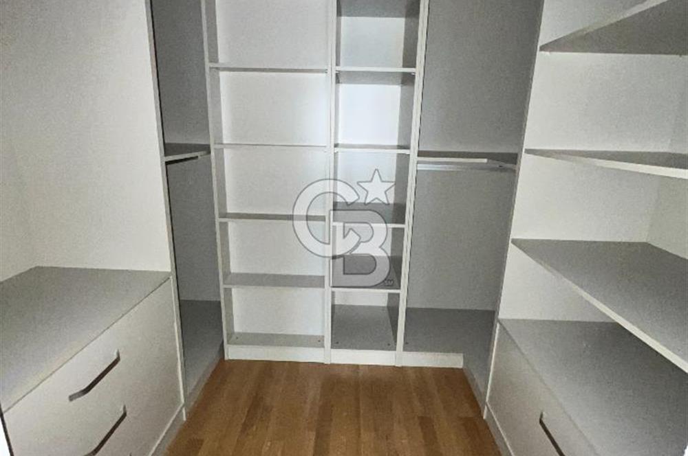 Acıbademin İncisi Koşuyolu Konaklarında Arakat Kiralık 4+1 Daire
