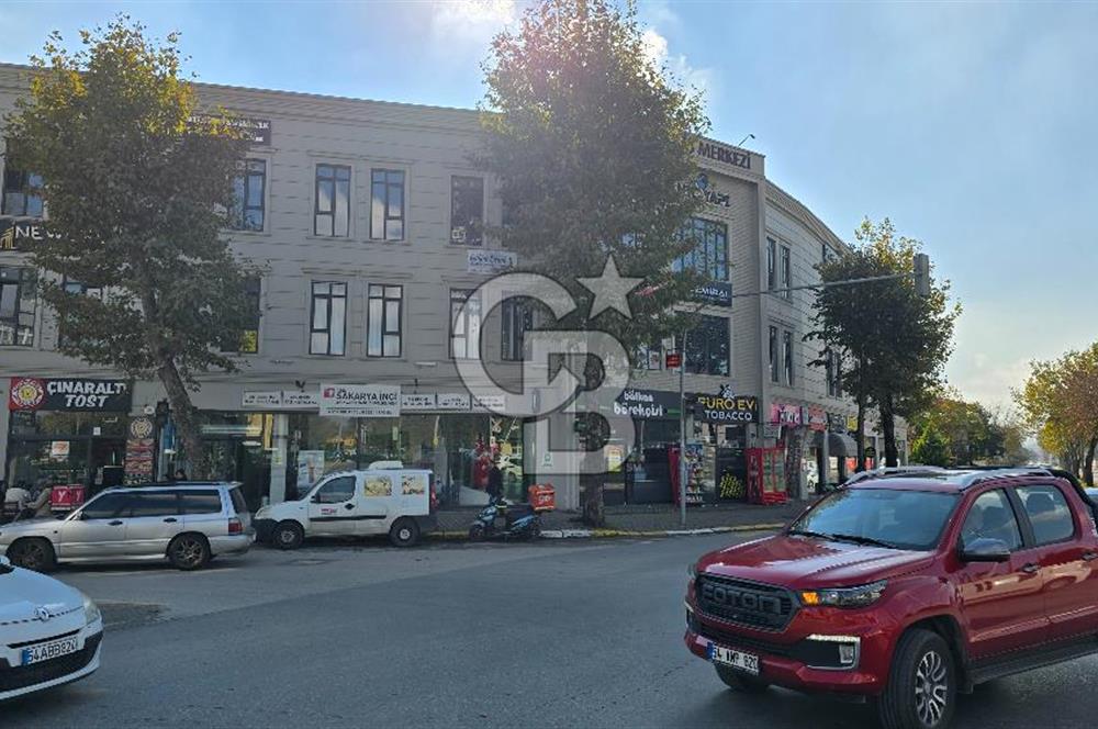 Donatımda Kavşak Köşesi  Enver Erişir İşMerkezi Satılık Ofis